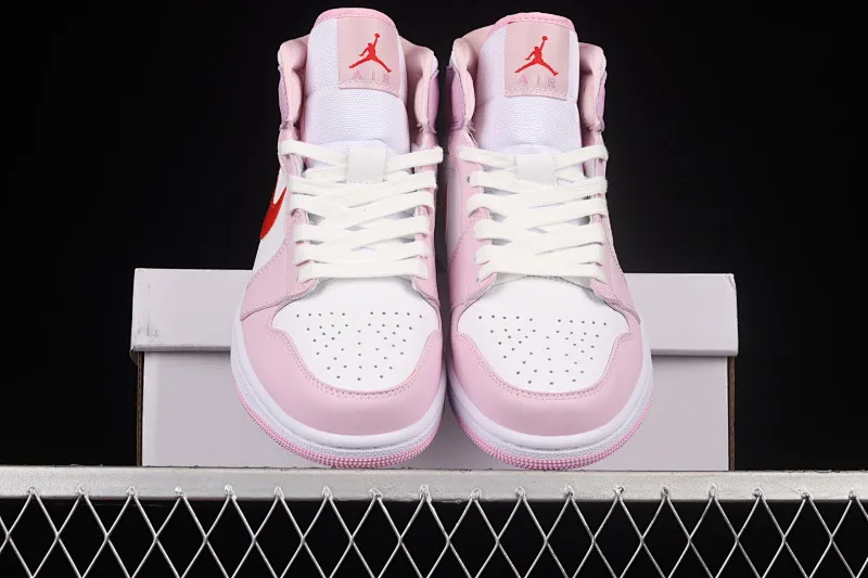 All categories Air Jordan Jordan series basketball shoes Air Jordan 1 Mid Z version Air Jordan 1 Mid "Valentine’s Day" AJ1 Joe 1 Valentine’s Day Chinese basketball shoes DR0174-500
